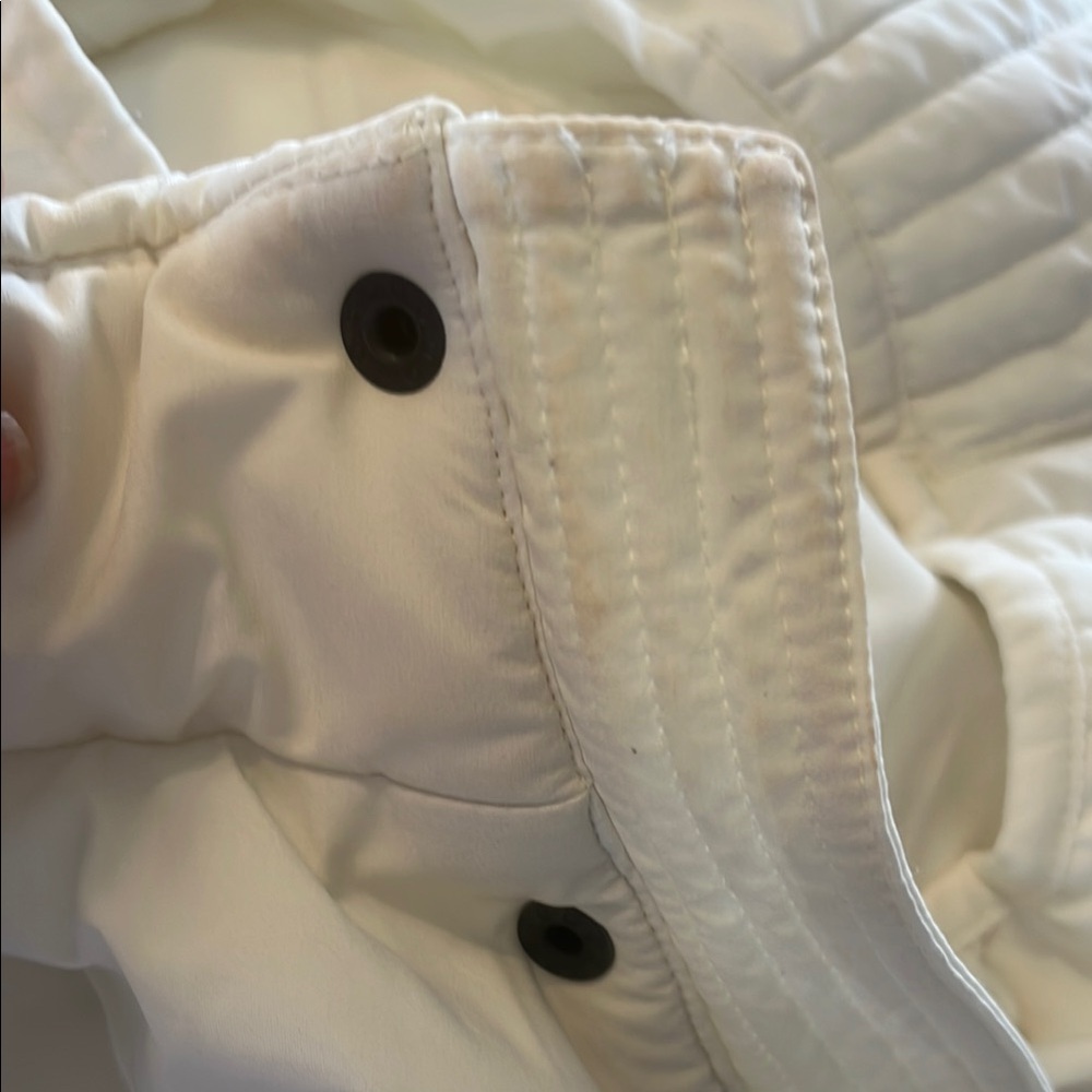 Women's White LandsEnd Quilted Down Hooded Vest - Picture 4 of 4